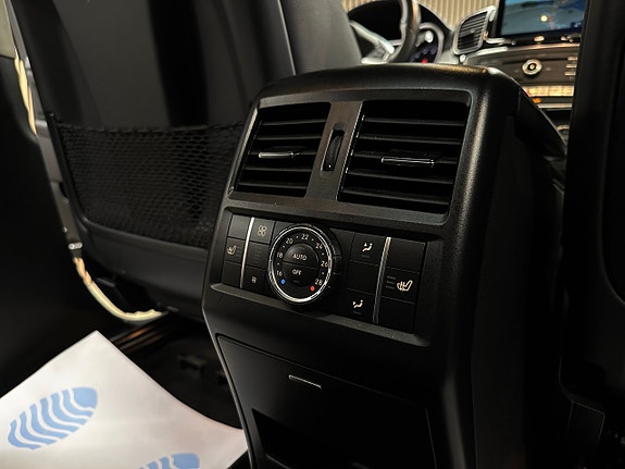 Mercedes-Benz GLE43 28 of 28