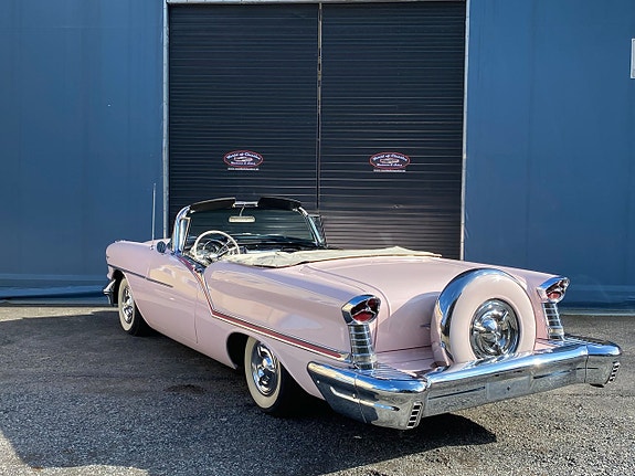 Oldsmobile 88 9 of 30