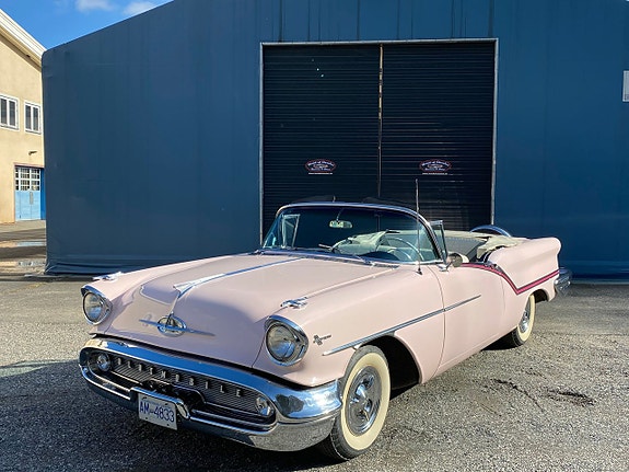 Oldsmobile 88 7 of 30