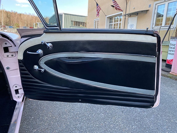 Oldsmobile 88 30 of 30