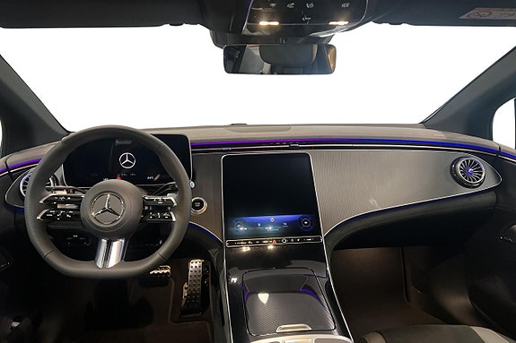 Mercedes-Benz EQE350+ 8 of 12