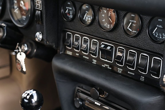 Jaguar E-TYPE 12 of 13