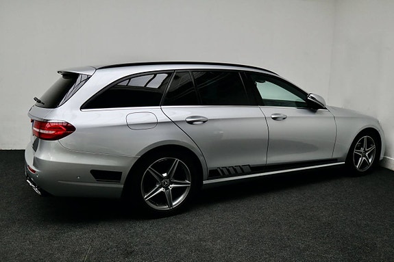 Mercedes-Benz E220 6 of 27