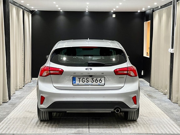 Ford Focus 4 of 5