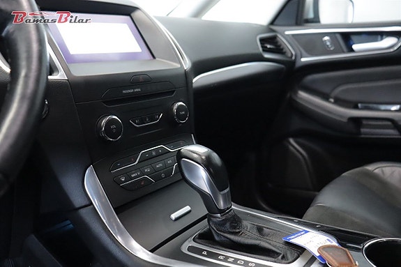 Ford Galaxy 13 of 24