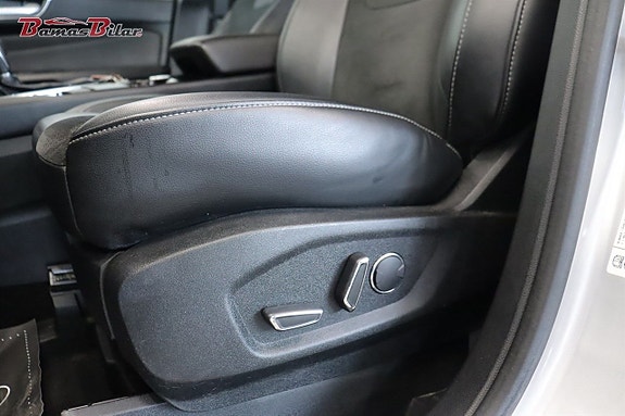 Ford Galaxy 11 of 24