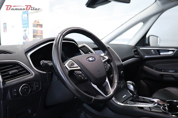Ford Galaxy 9 of 24