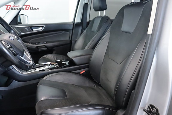 Ford Galaxy 10 of 24