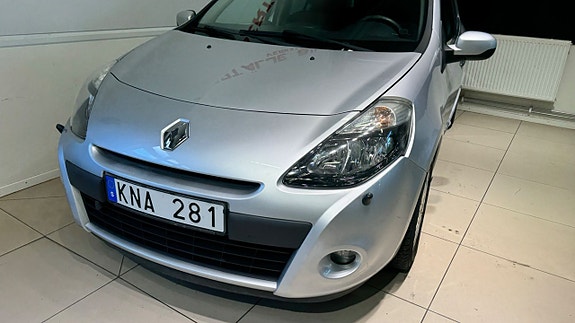 Renault Clio 6 of 17