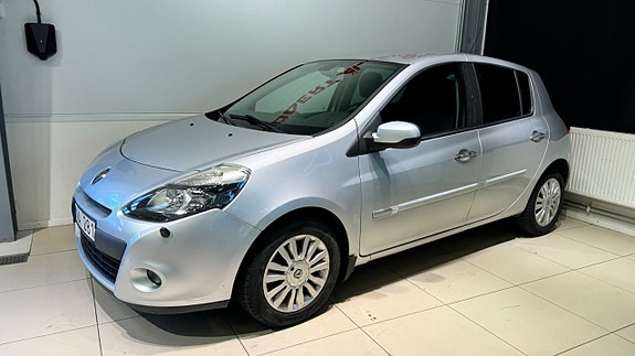 Renault Clio 2 of 5