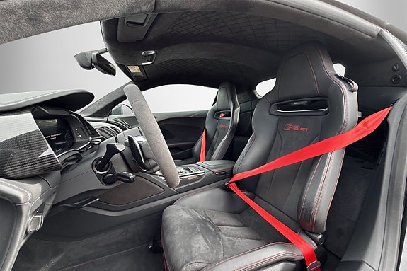 Audi R8 24 of 30