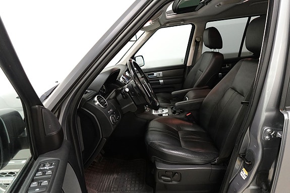 Land Rover Discovery 4 8 of 17