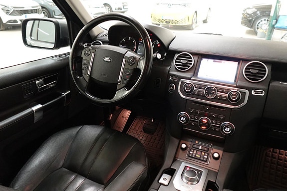 Land Rover Discovery 4 5 of 5