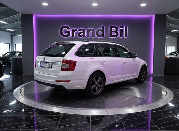 Skoda Octavia 4 of 5