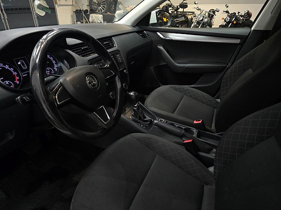 Skoda Octavia 5 of 5