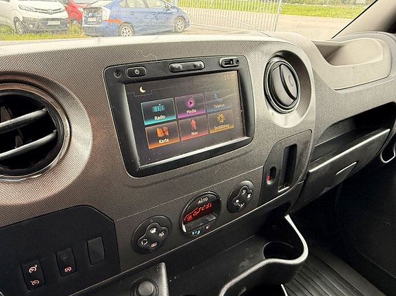 Renault Master 17 of 21