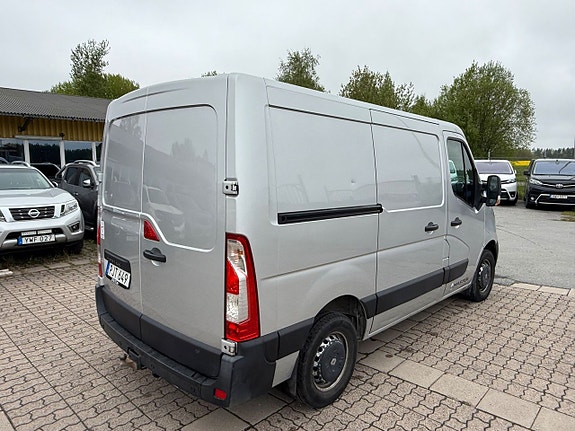 Renault Master 4 of 5