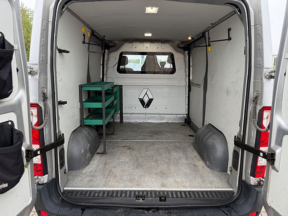 Renault Master 12 of 21