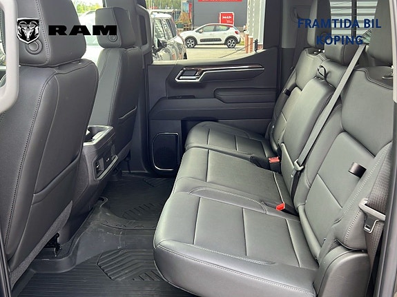 Chevrolet Silverado 1500 9 of 22