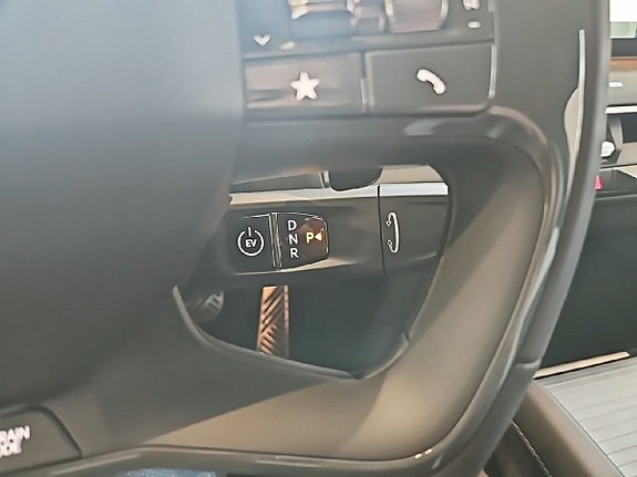 Kia EV9 12 of 15