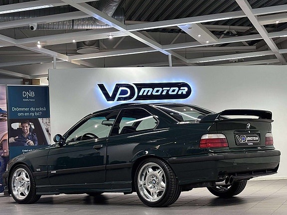 BMW M3 5 of 5