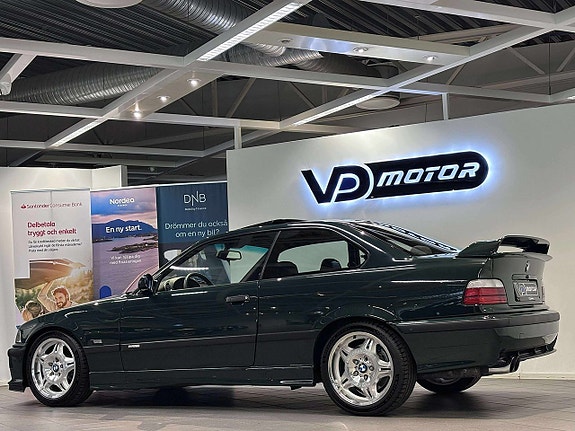 BMW M3 3 of 5