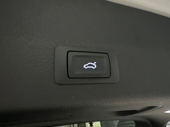 Audi e-tron 23 of 23