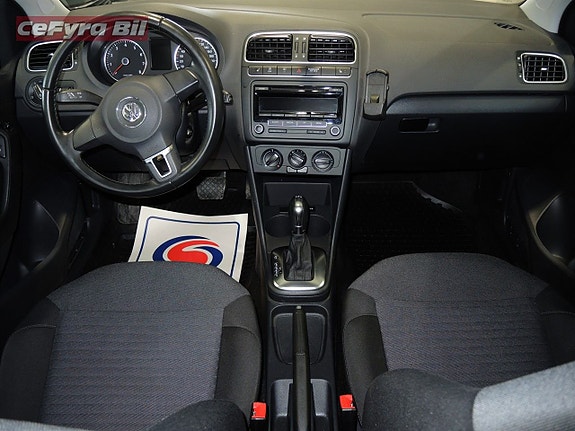 Volkswagen Polo 11 of 16