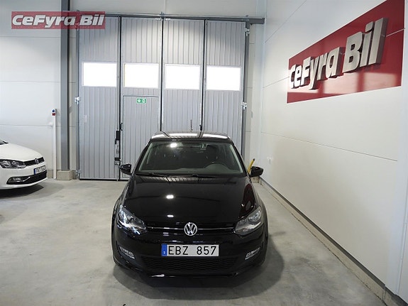 Volkswagen Polo 2 of 5