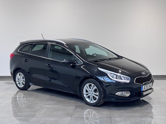 Kia Ceed 2 of 5