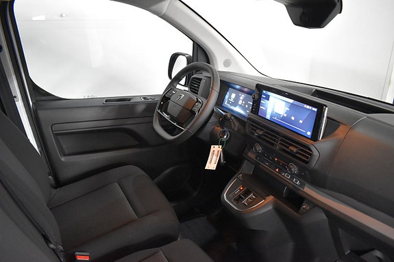 Peugeot e-Expert 11 of 15