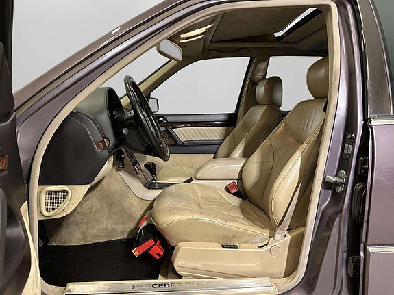 Mercedes-Benz S500 12 of 27