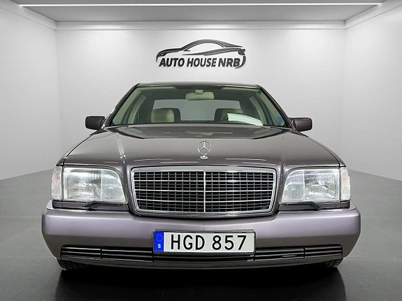 Mercedes-Benz S500 11 of 27