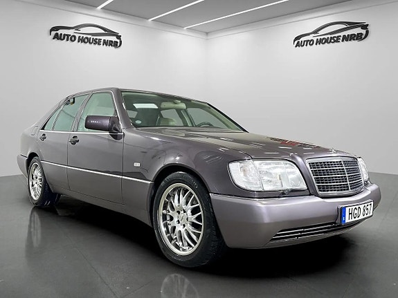 Mercedes-Benz S500 4 of 27