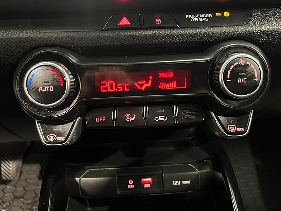 Kia Rio 13 of 22