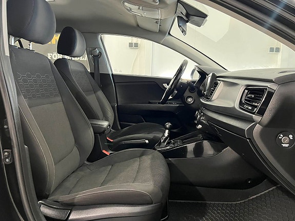 Kia Rio 18 of 22