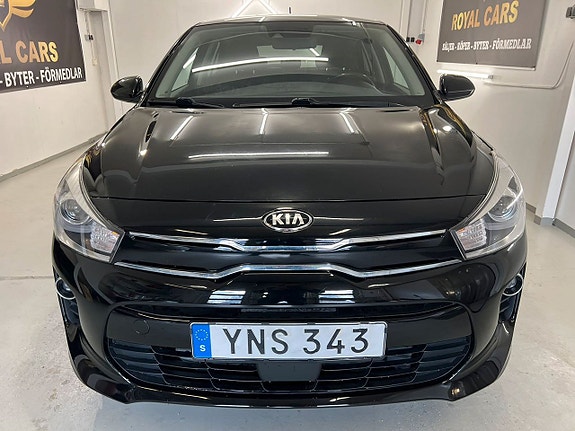 Kia Rio 6 of 22