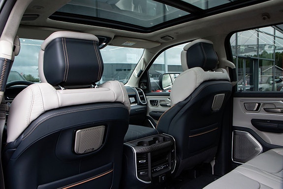 Dodge RAM 1500 17 of 17