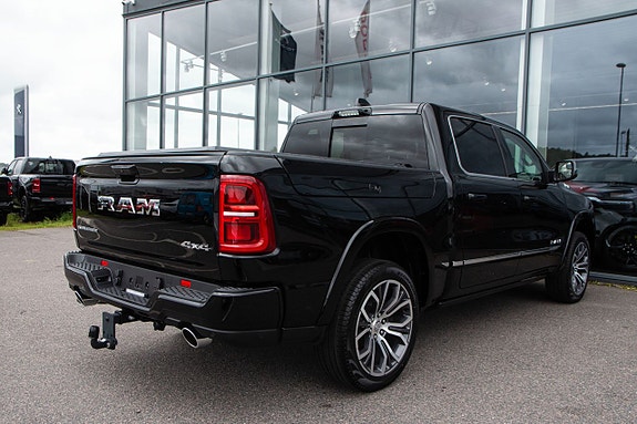 Dodge RAM 1500 5 of 5