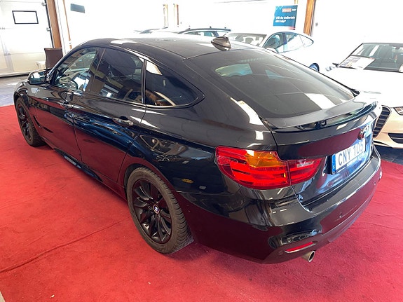 BMW 320 5 of 5