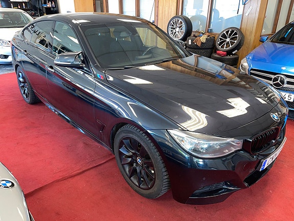 BMW 320 3 of 5