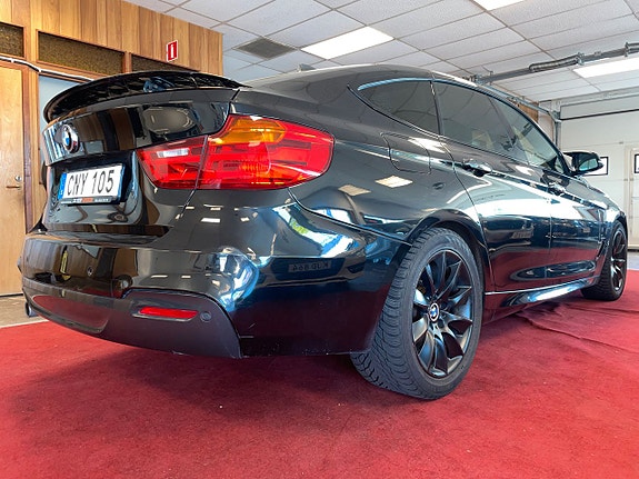 BMW 320 4 of 5