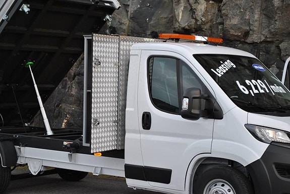 Peugeot Boxer 2 of 18