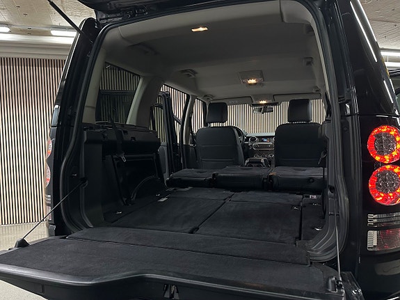 Land Rover Discovery 4 24 of 24