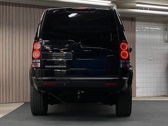 Land Rover Discovery 4 9 of 24