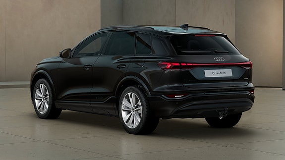 Audi Q6 e-tron 5 of 5
