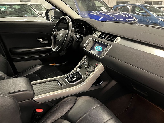 Land Rover Range Rover Evoque 6 of 6