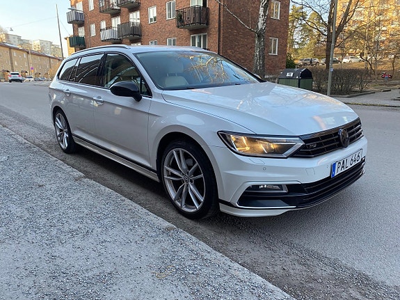 Volkswagen Passat 7 of 30