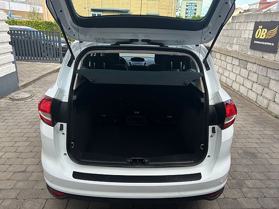 Ford C-Max 12 of 25