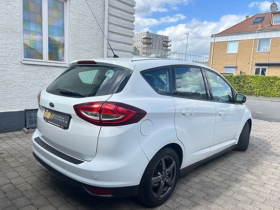 Ford C-Max 8 of 25